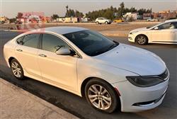 کرایسلەر 200